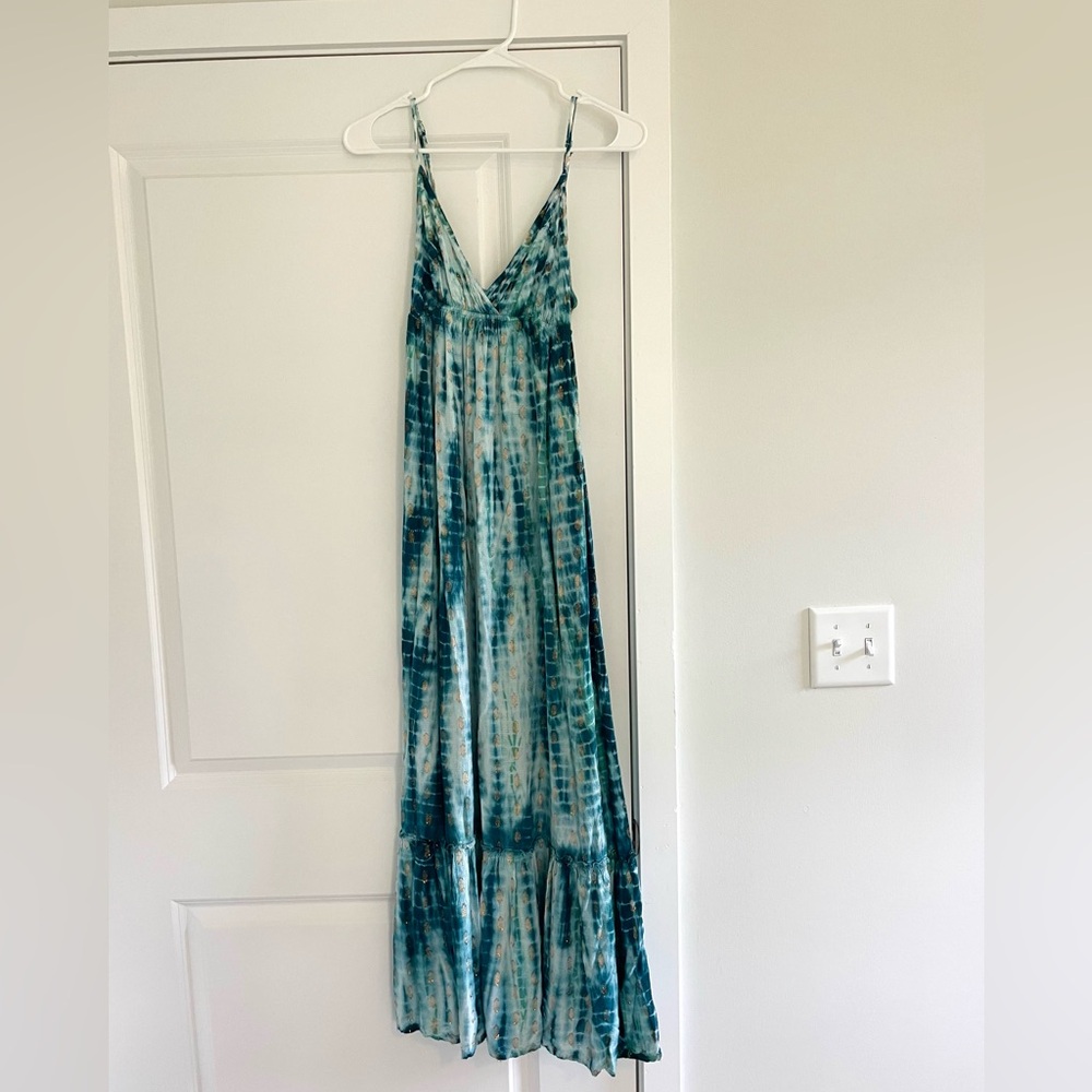 Gorgeous tie dye beach dress